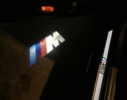 m3 logo projektori